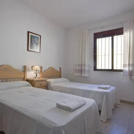 Tosal - Plusholidays Willa Calpe